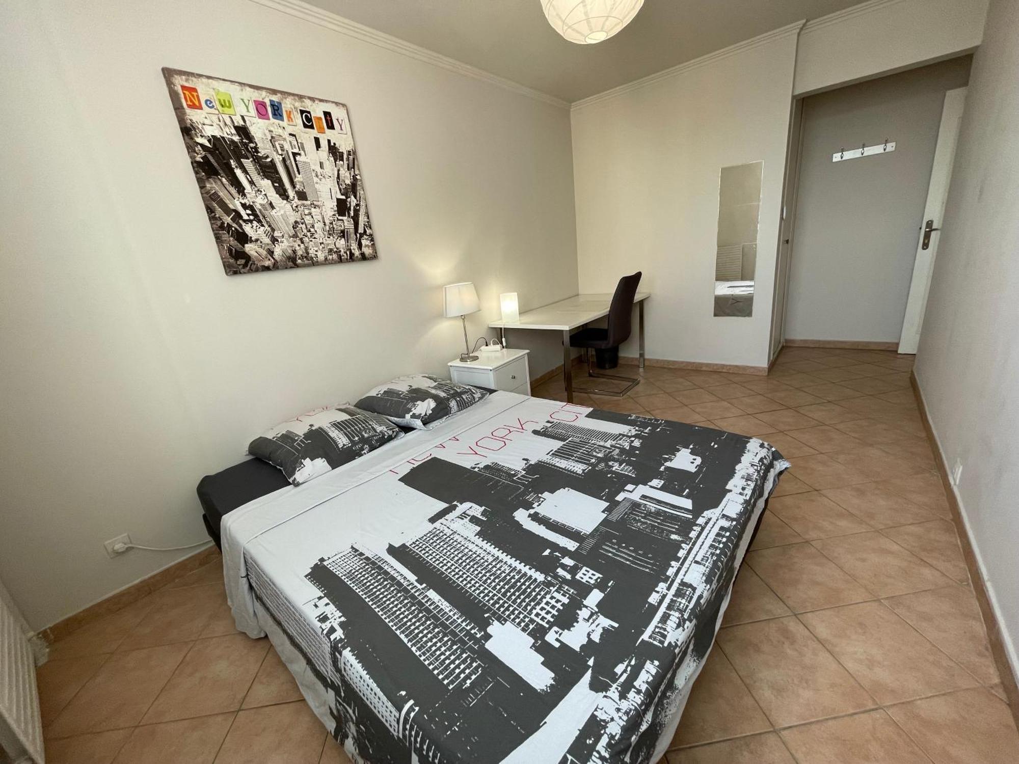 Chambre Privee En Colocation Dans Un Appartement Vaulx En Velin Centre エクステリア 写真