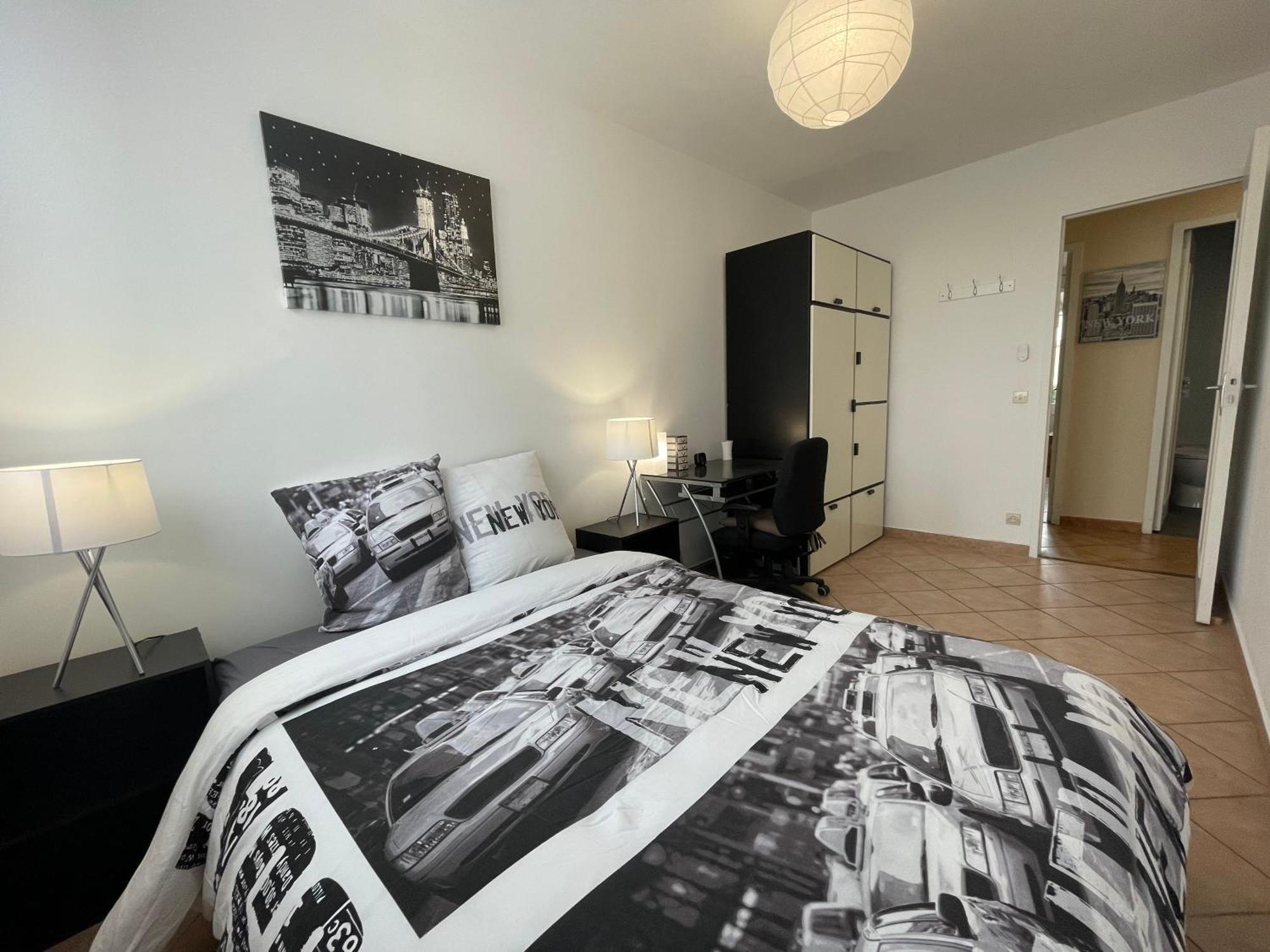 Chambre Privee En Colocation Dans Un Appartement Vaulx En Velin Centre エクステリア 写真